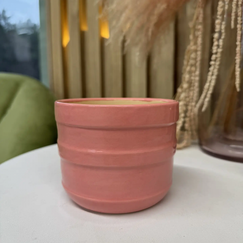 Цветочный горшок розовый гончарный фактурный Fabrica